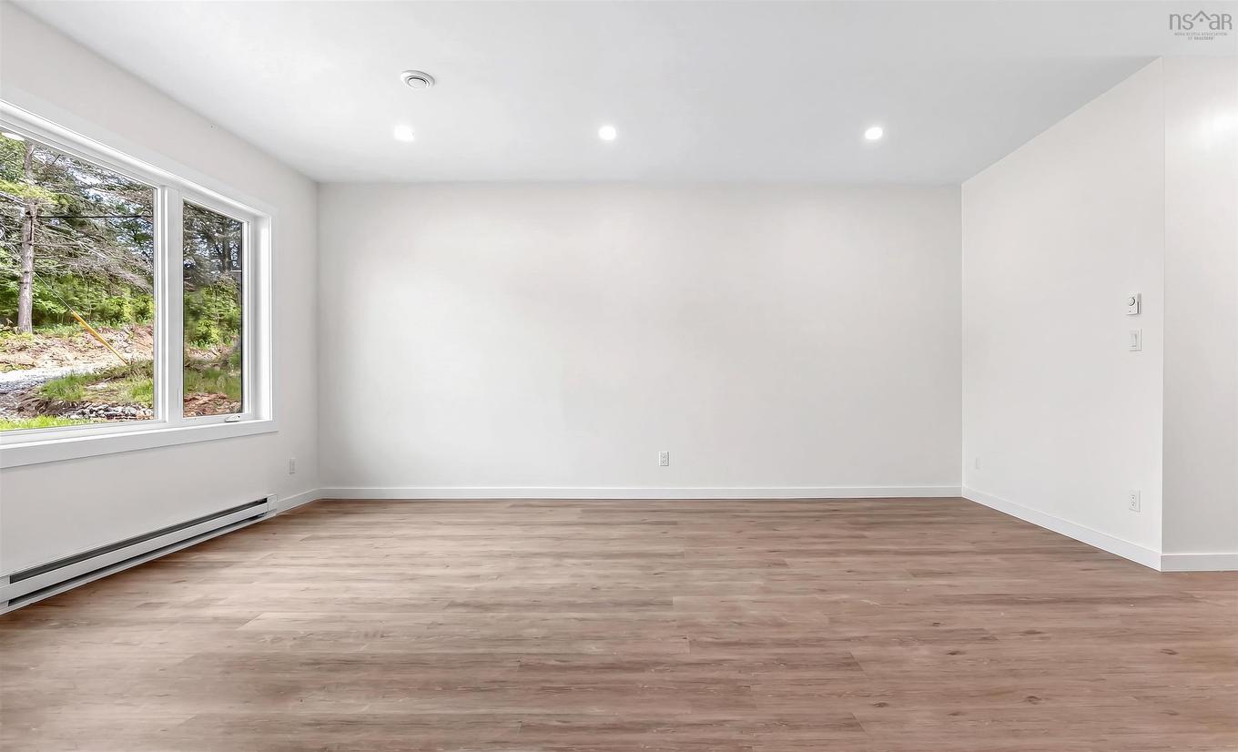 54 Heckman Avenue, Bridgewater, NS - Indoor Photo Showing Other Room