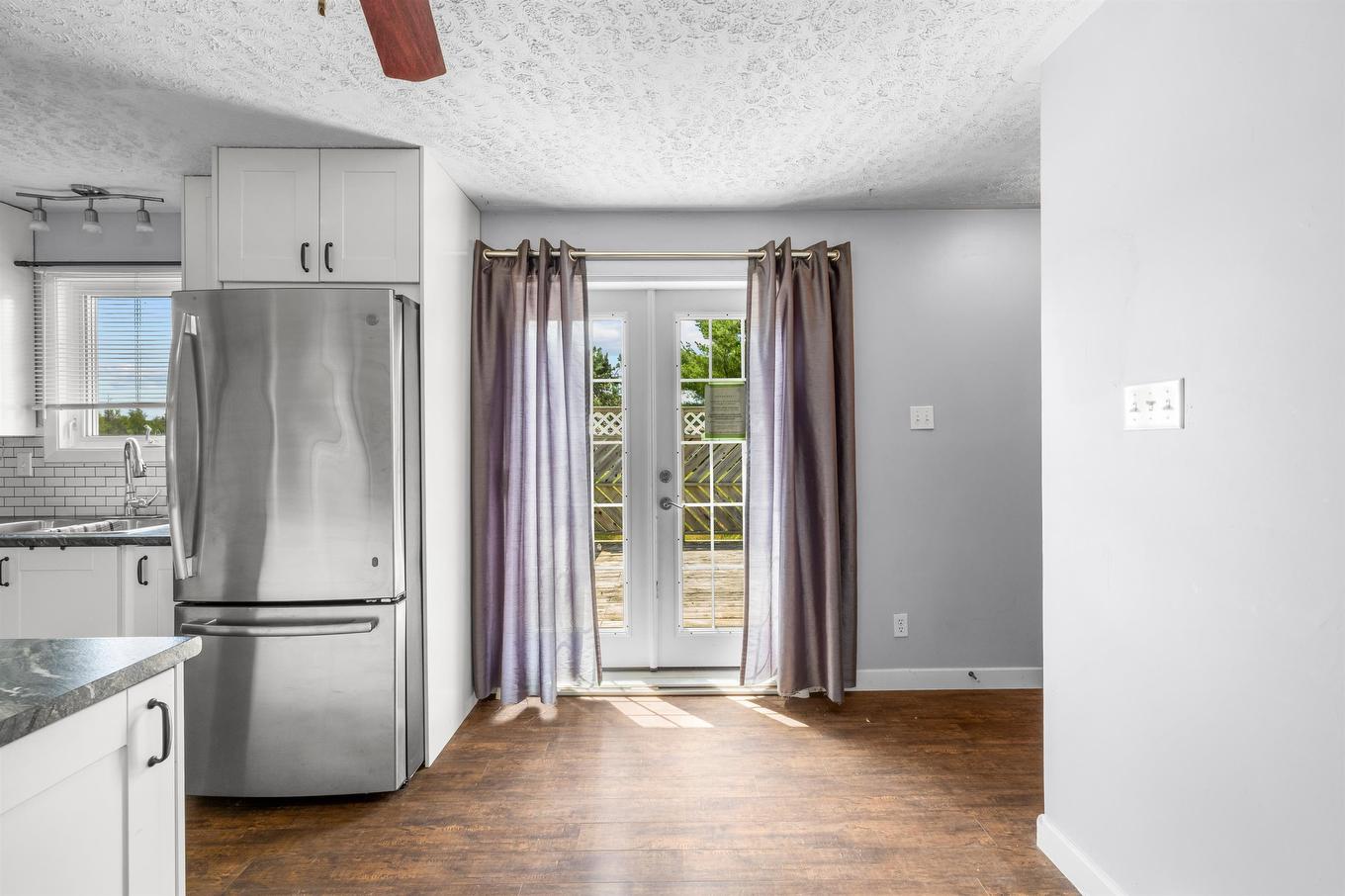 615 Brackley Point Road, Brackley, PE - Indoor Photo Showing Kitchen