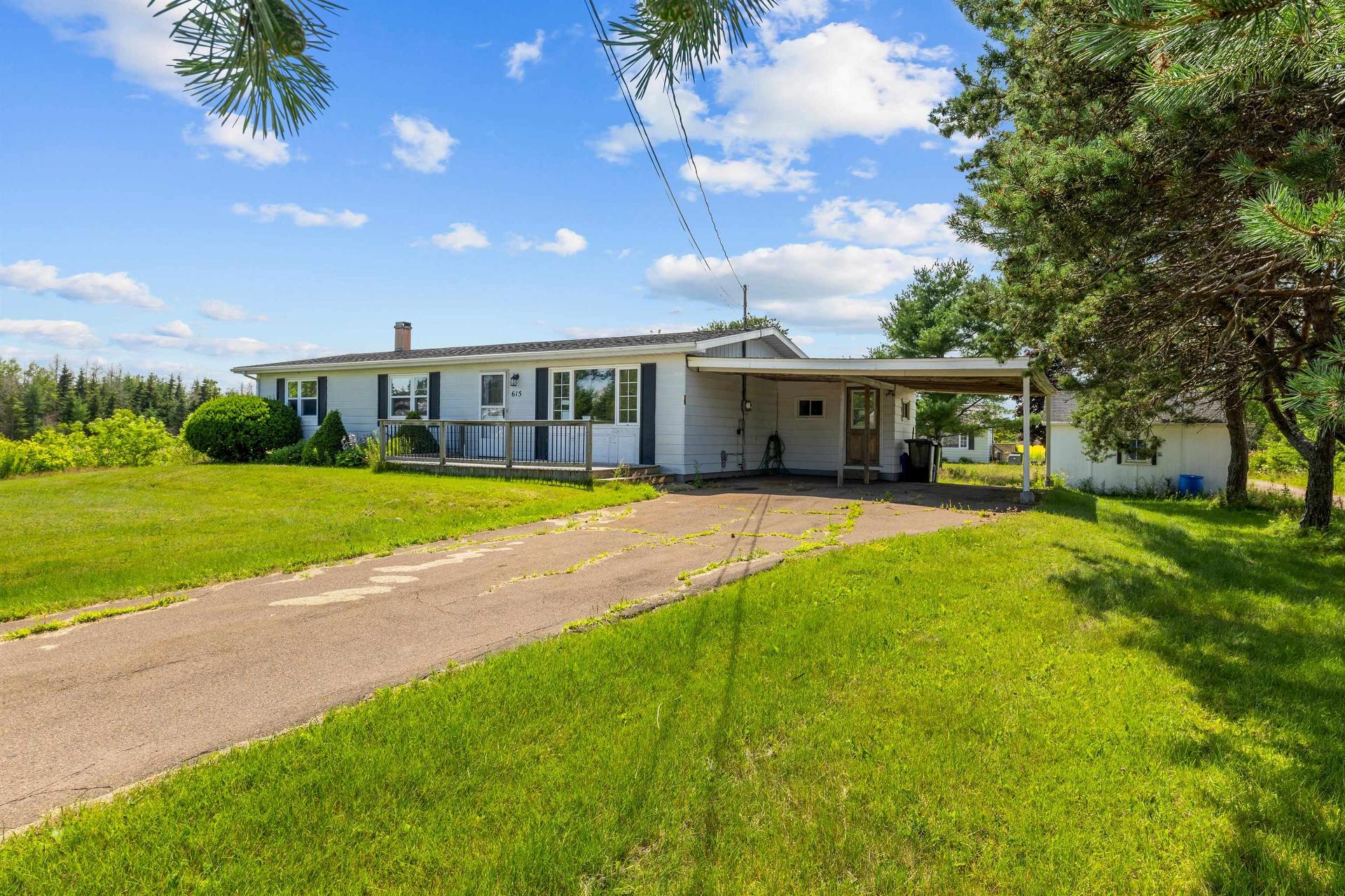615 Brackley Point Road, Brackley, PE - Outdoor With Deck Patio Veranda With Facade