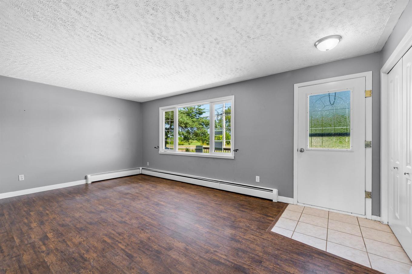 615 Brackley Point Road, Brackley, PE - Indoor