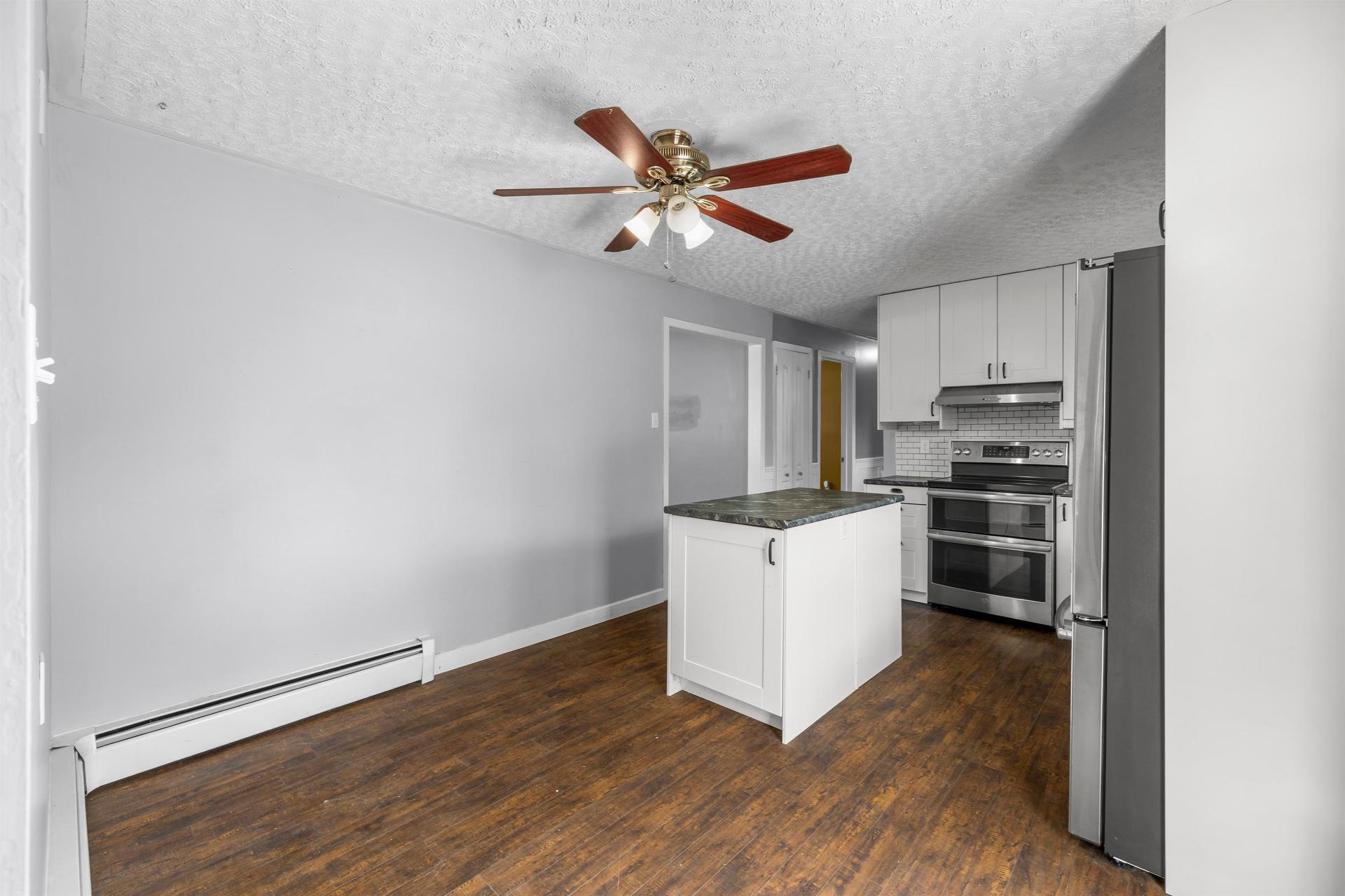 615 Brackley Point Road, Brackley, PE - Indoor Photo Showing Kitchen