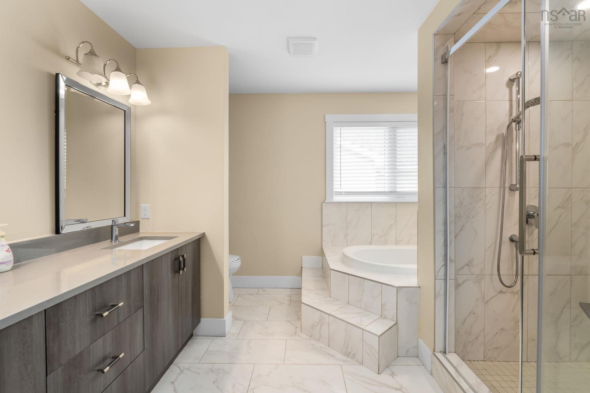 382 Starboard Drive, Halifax, NS - Indoor Photo Showing Bathroom
