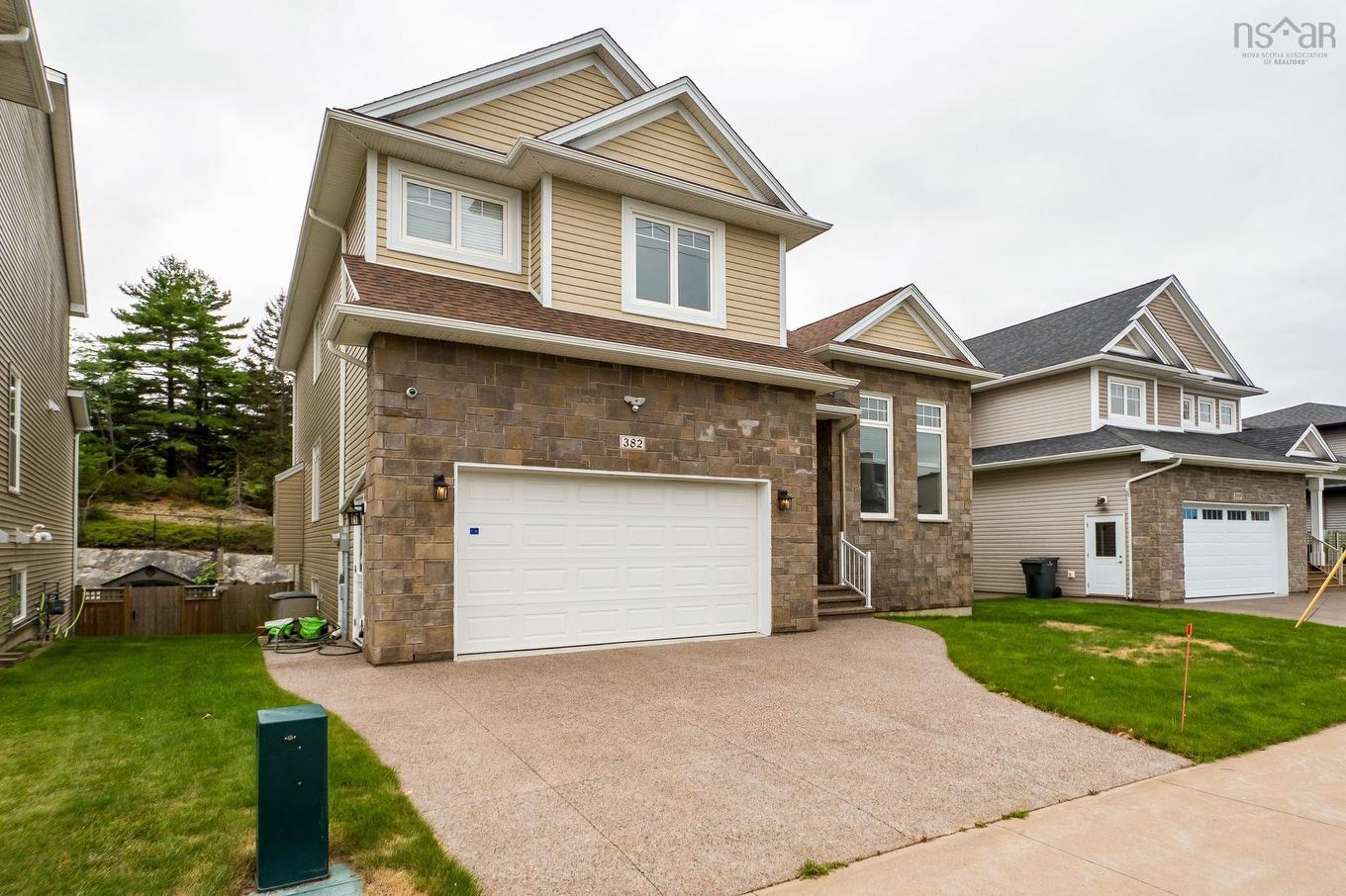 382 Starboard Drive, Halifax, NS - Outdoor
