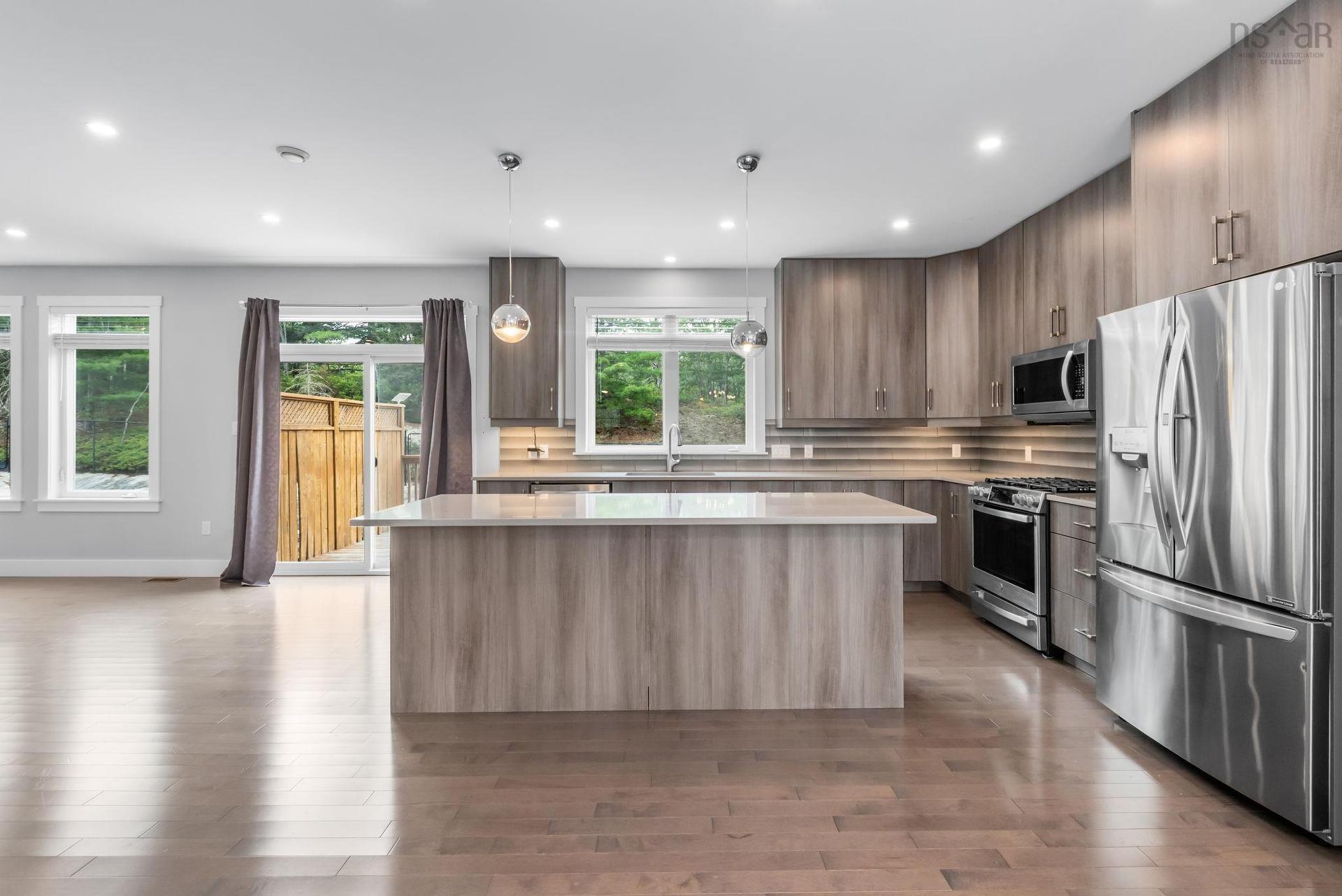 382 Starboard Drive, Halifax, NS - Indoor Photo Showing Kitchen With Upgraded Kitchen