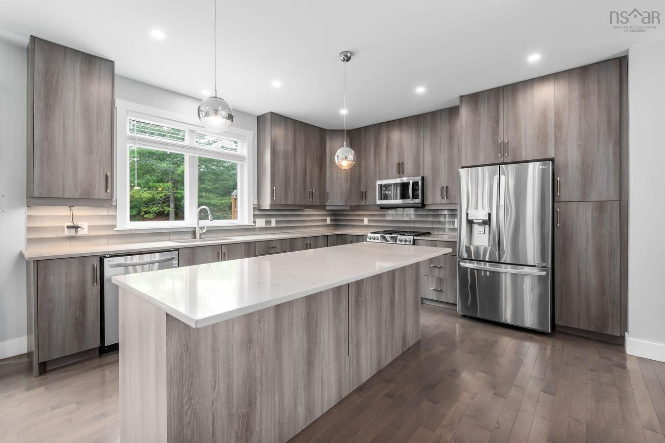 382 Starboard Drive, Halifax, NS - Indoor Photo Showing Kitchen With Upgraded Kitchen