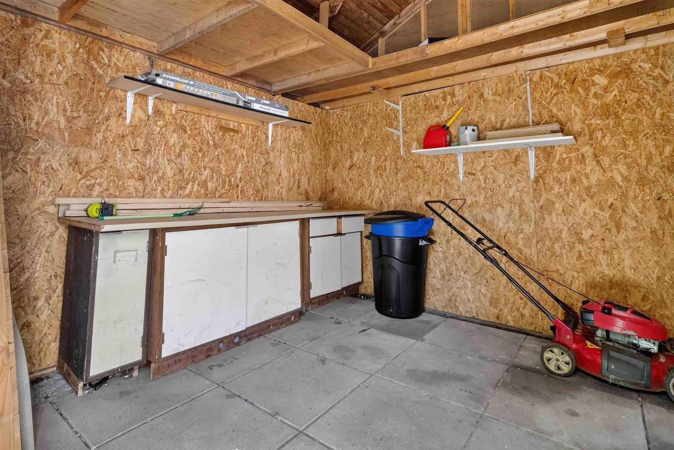107 Herring Cove Road, Halifax, NS - Indoor Photo Showing Garage
