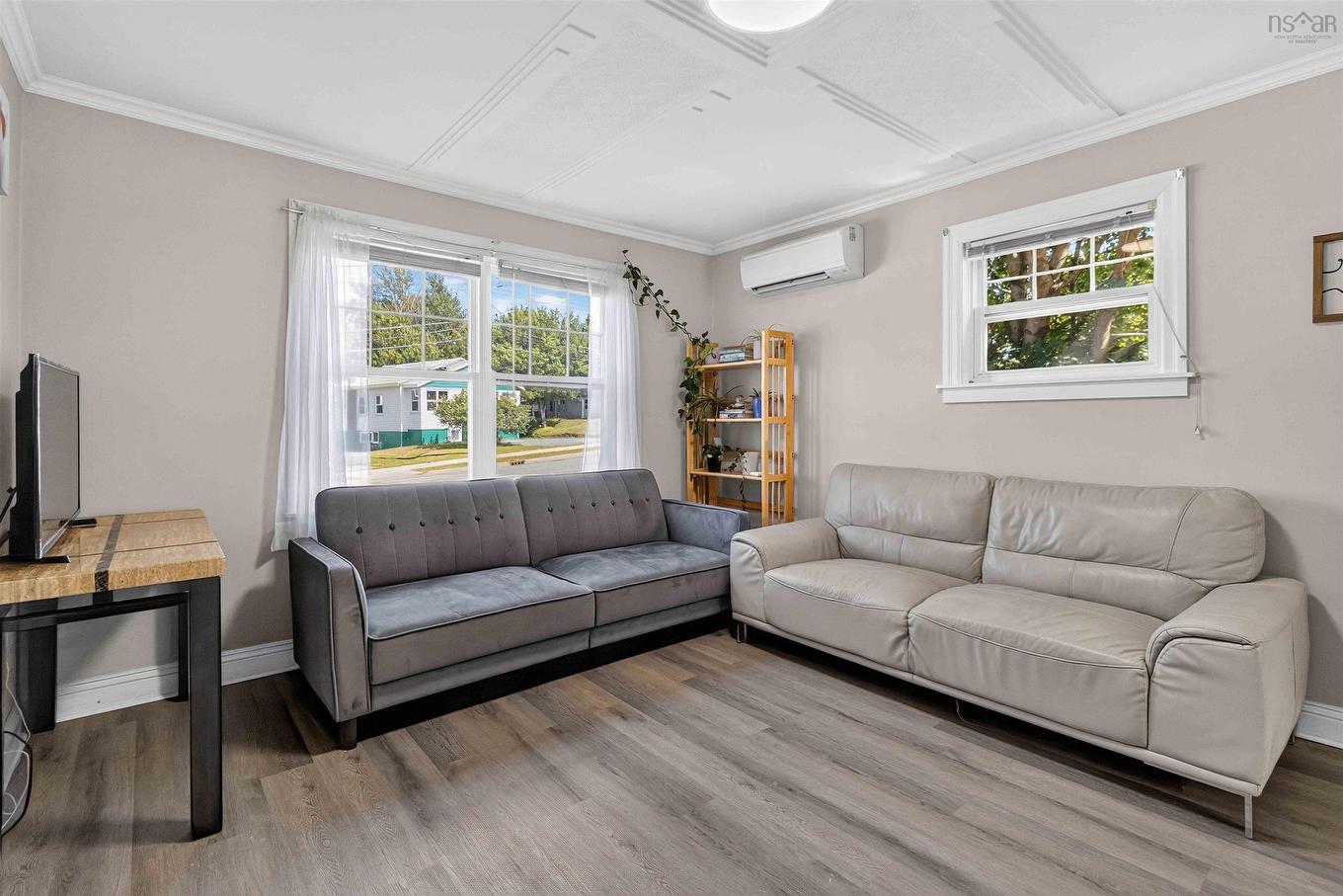 107 Herring Cove Road, Halifax, NS - Indoor Photo Showing Living Room