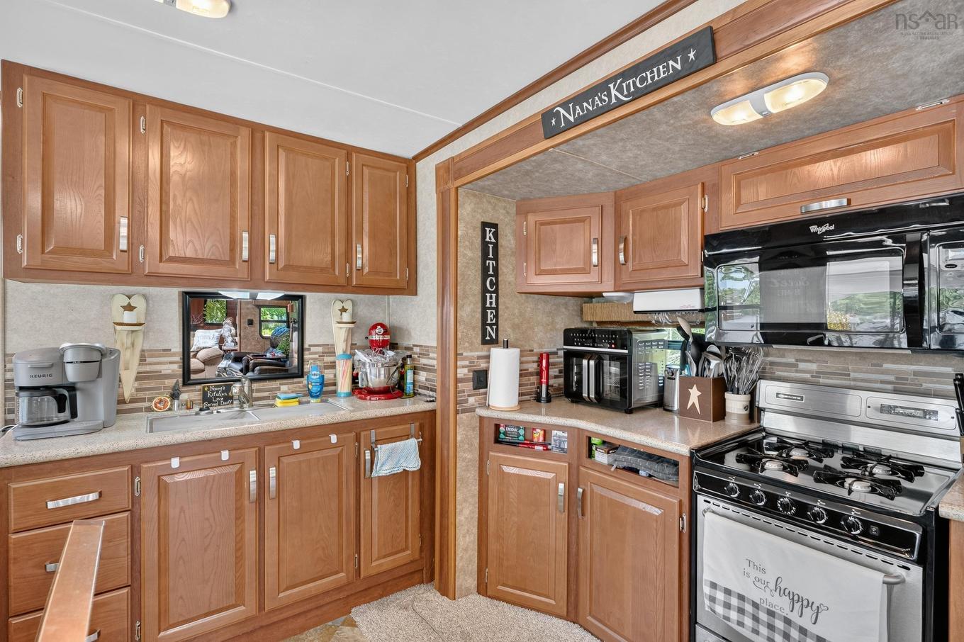 33 Acorn Lane, Lake La Rose, NS - Indoor Photo Showing Kitchen