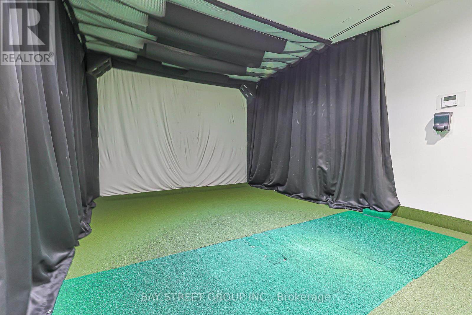 603 - 3600 Highway 7 Road, Vaughan, ON - Indoor