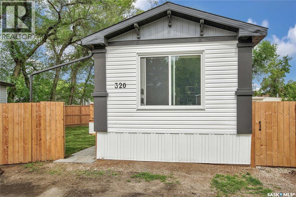320 1524 Rayner Avenue, Saskatoon, SK