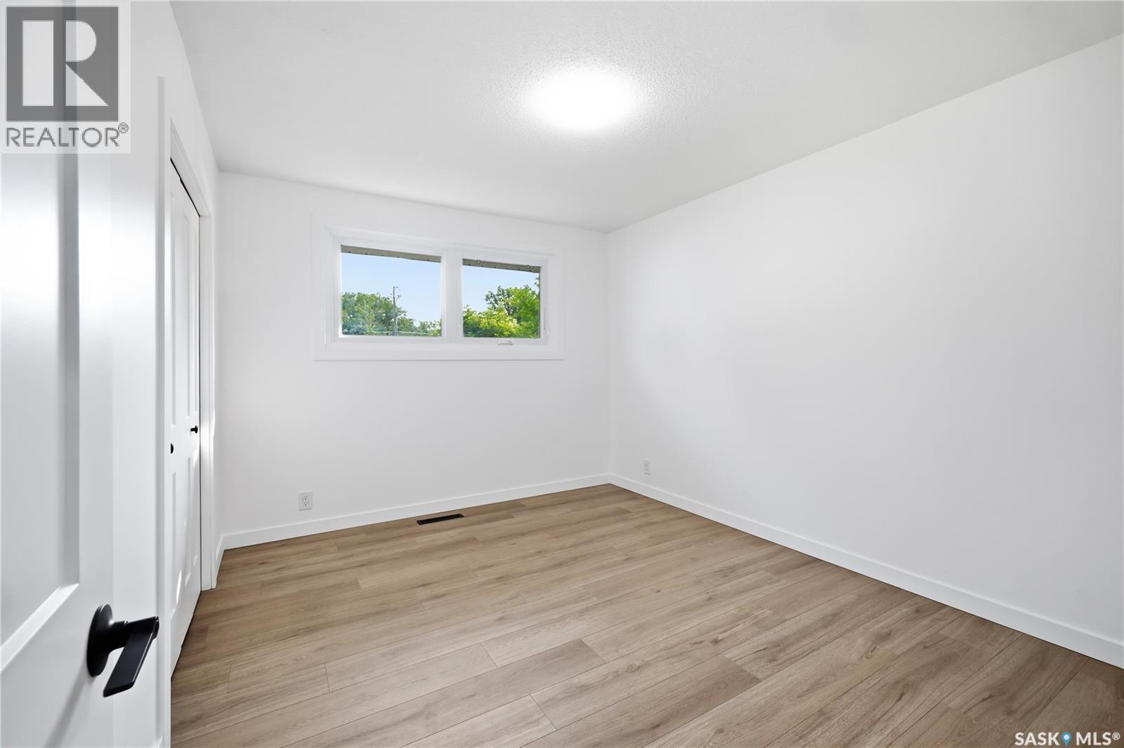 34 Ottawa Place, Regina, SK - Indoor Photo Showing Other Room