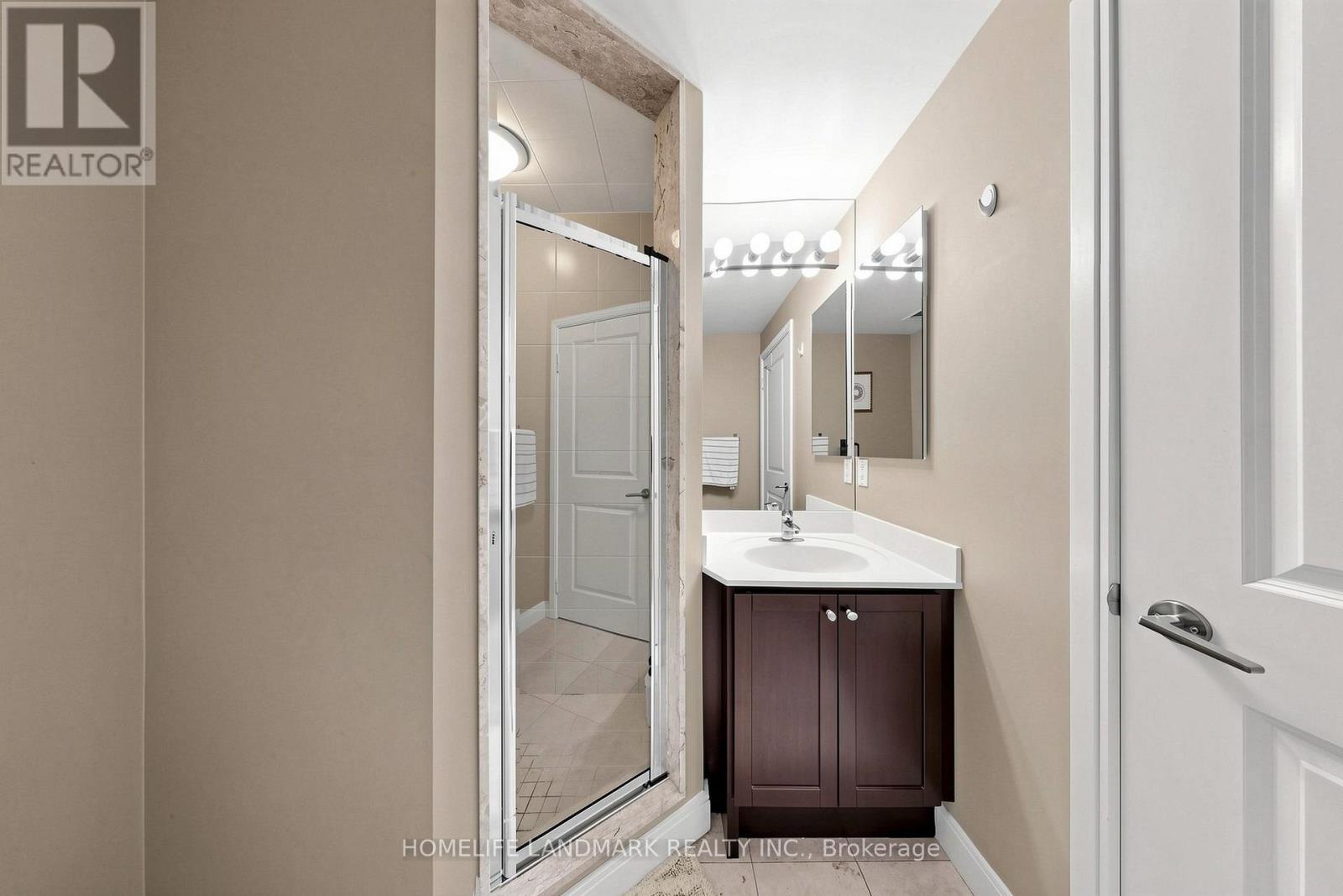 3508 - 80 Absolute Avenue, Mississauga, ON - Indoor Photo Showing Bathroom