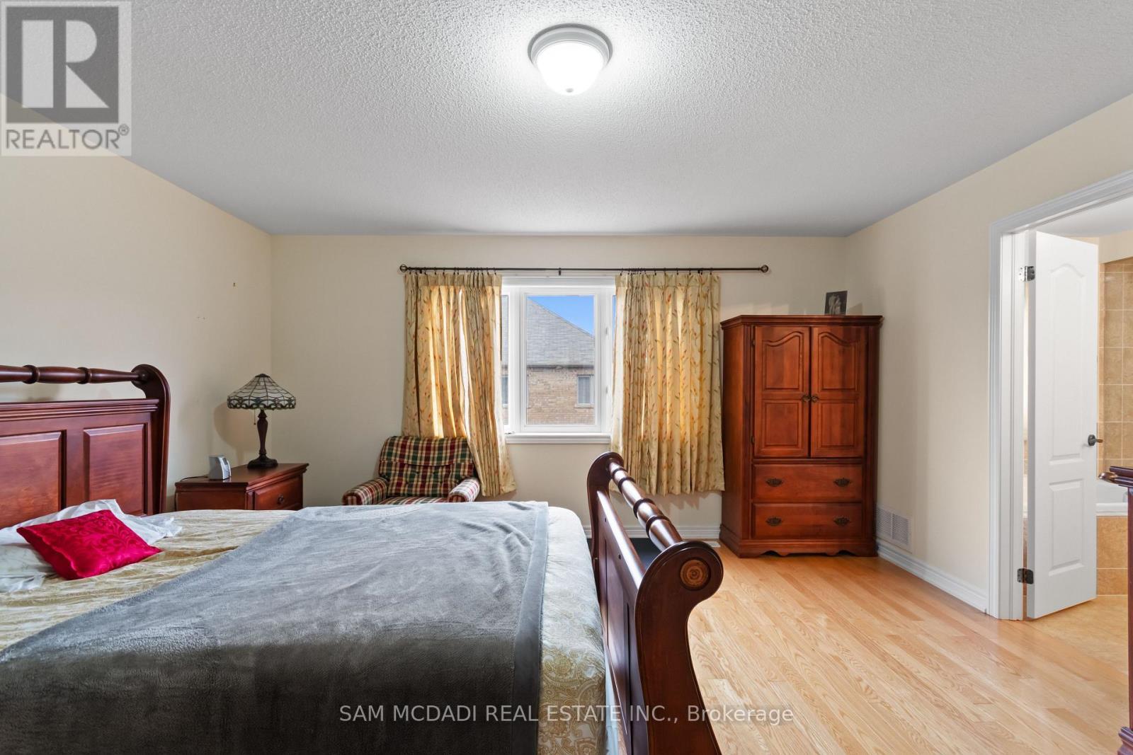 80 Durango Drive, Brampton, ON - Indoor Photo Showing Bedroom