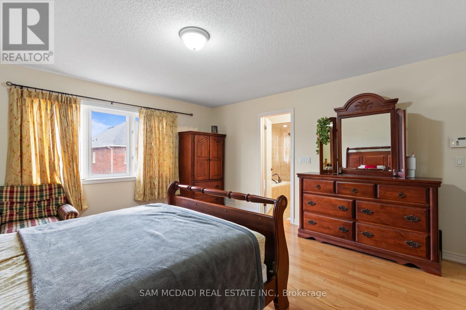 80 Durango Drive, Brampton, ON - Indoor Photo Showing Bedroom