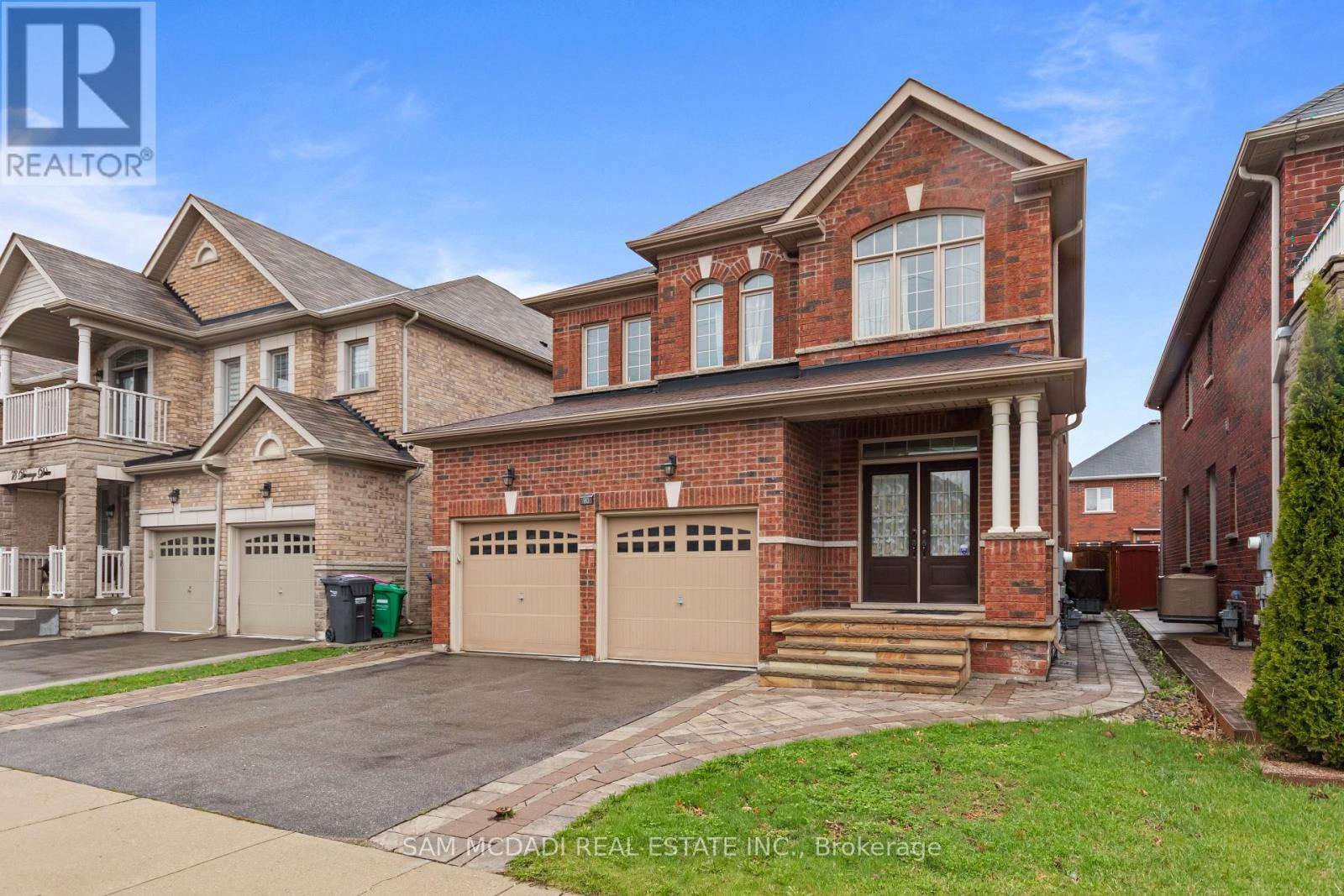 80 Durango Drive, Brampton, ON - Outdoor With Facade