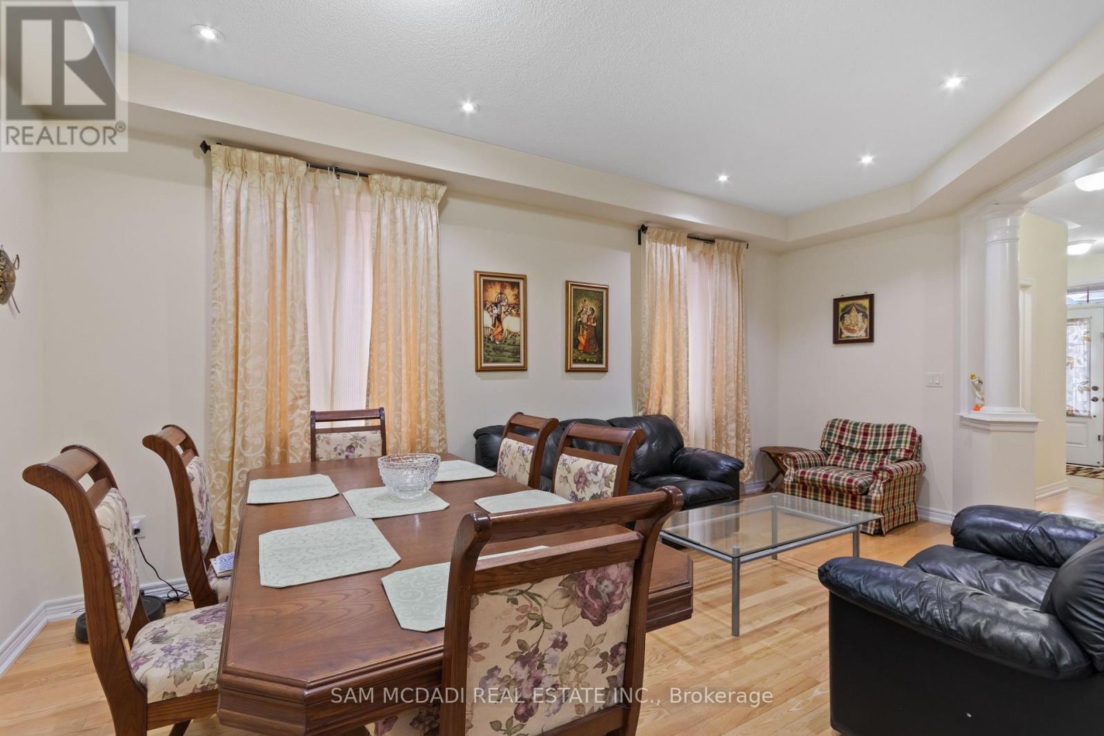 80 Durango Drive, Brampton, ON - Indoor