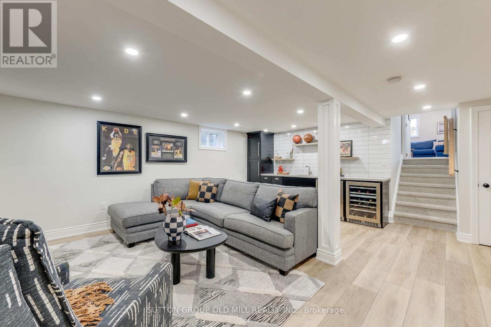 Lower level family room - 85 Bonnyview Drive, Toronto, ON - Indoor Photo Showing Other Room