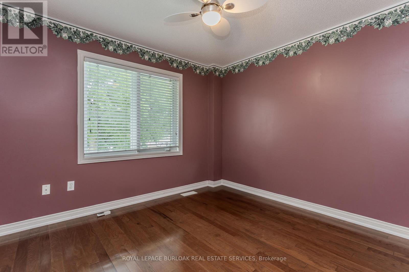 2010 Grovetree Lane, Burlington, ON - Indoor Photo Showing Other Room