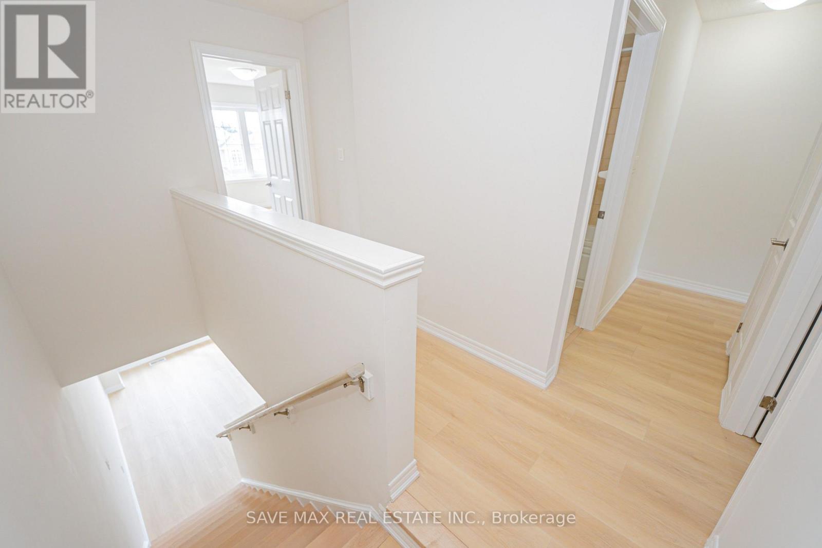 410 Linden Drive, Cambridge, ON - Indoor Photo Showing Other Room