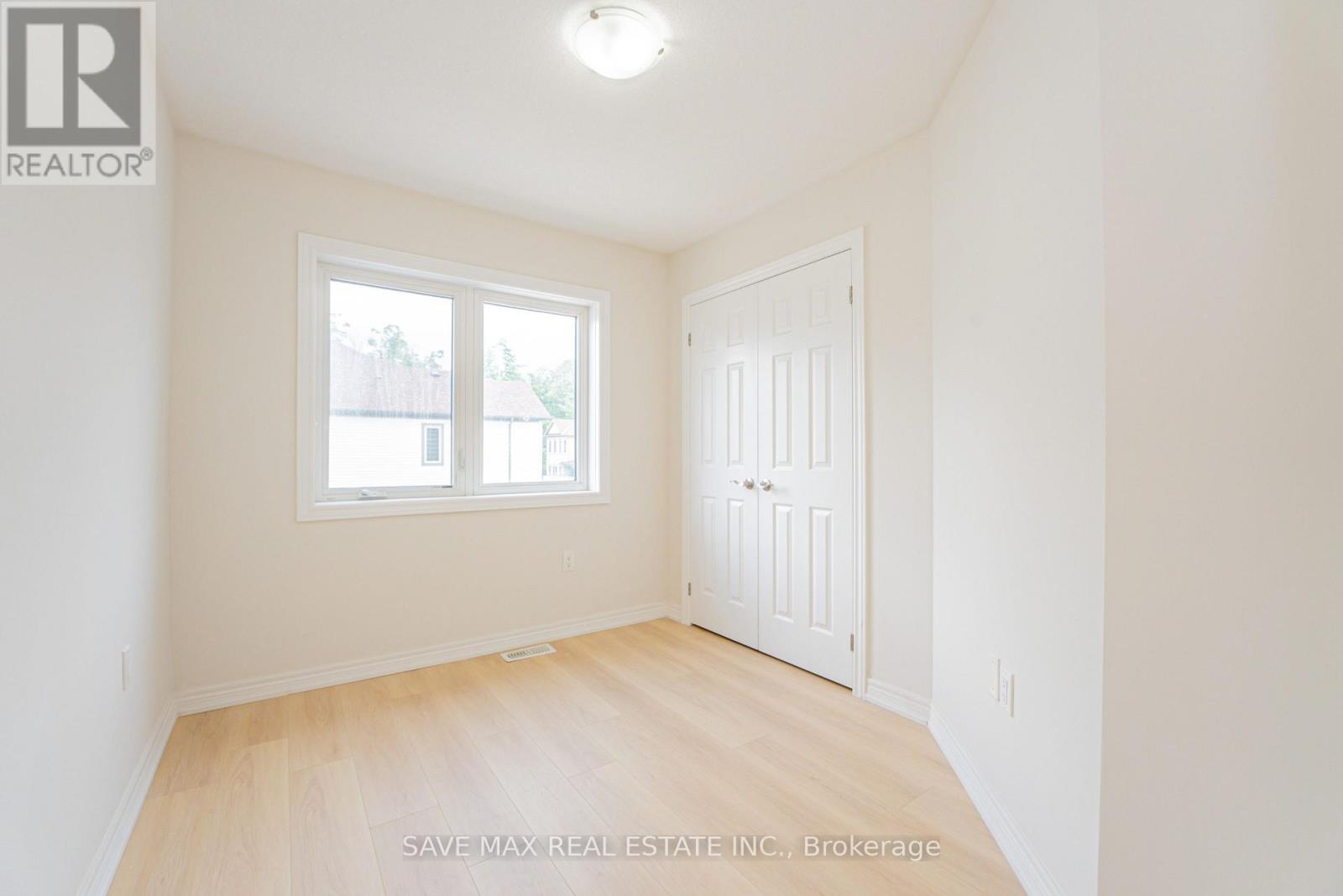 410 Linden Drive, Cambridge, ON - Indoor Photo Showing Other Room