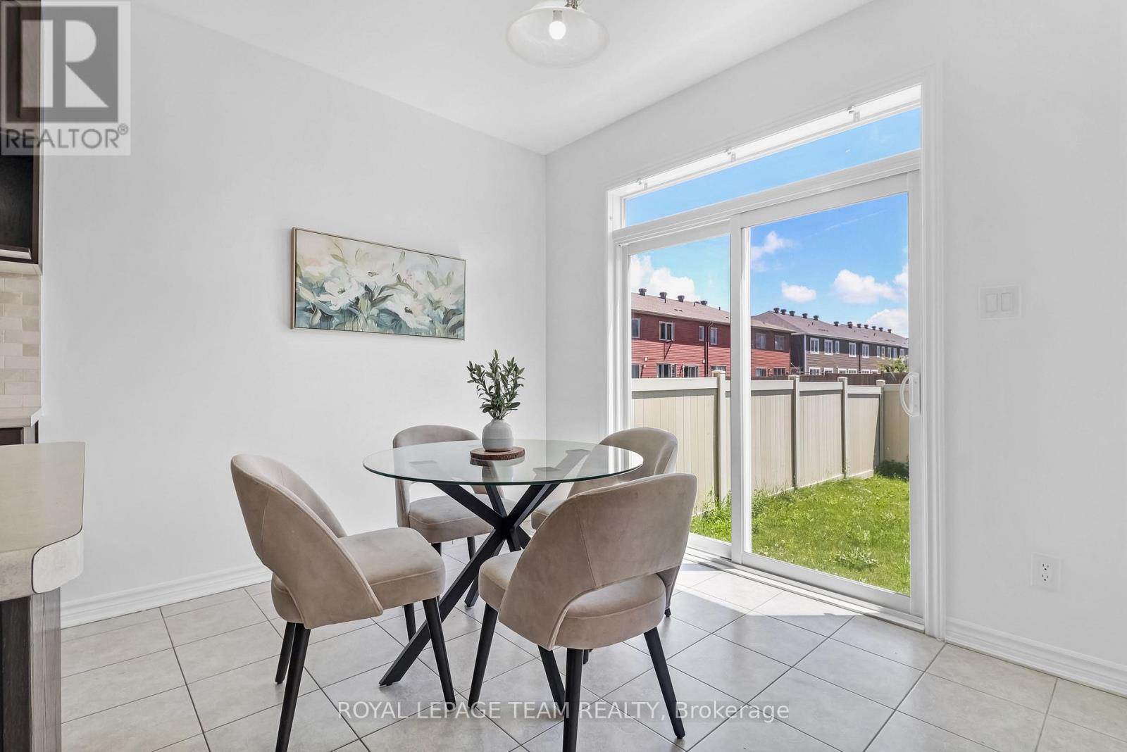 4852 Abbott Street E, Ottawa, ON - Indoor Photo Showing Dining Room