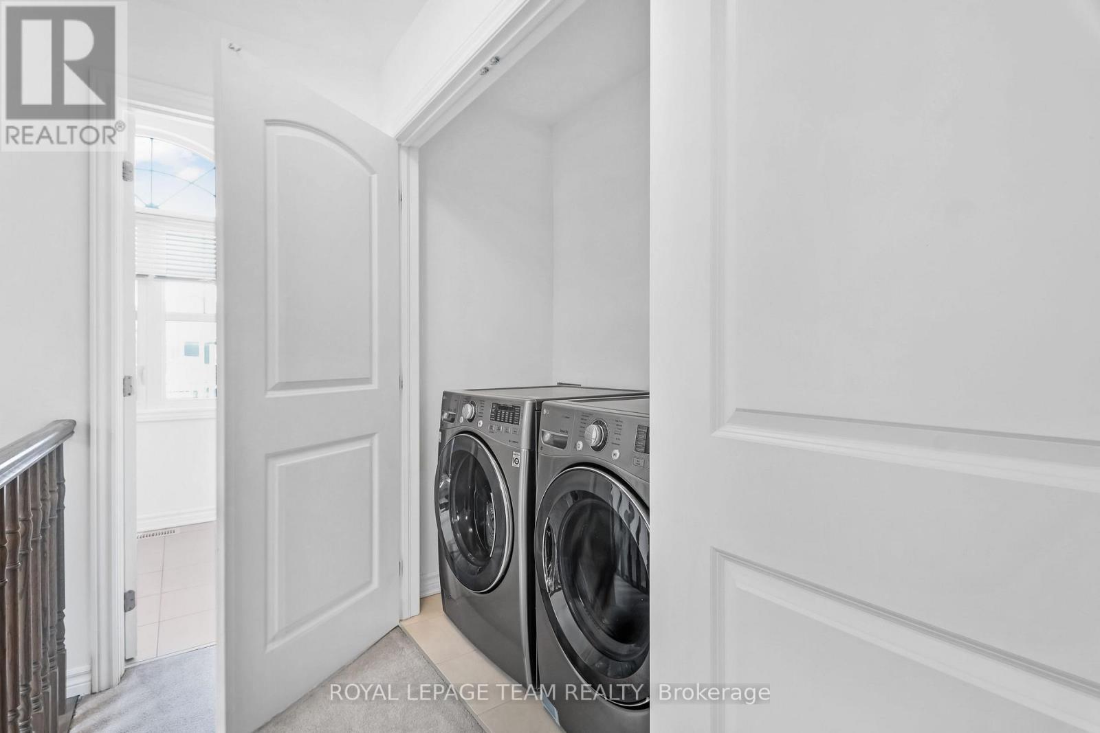 4852 Abbott Street E, Ottawa, ON - Indoor Photo Showing Laundry Room