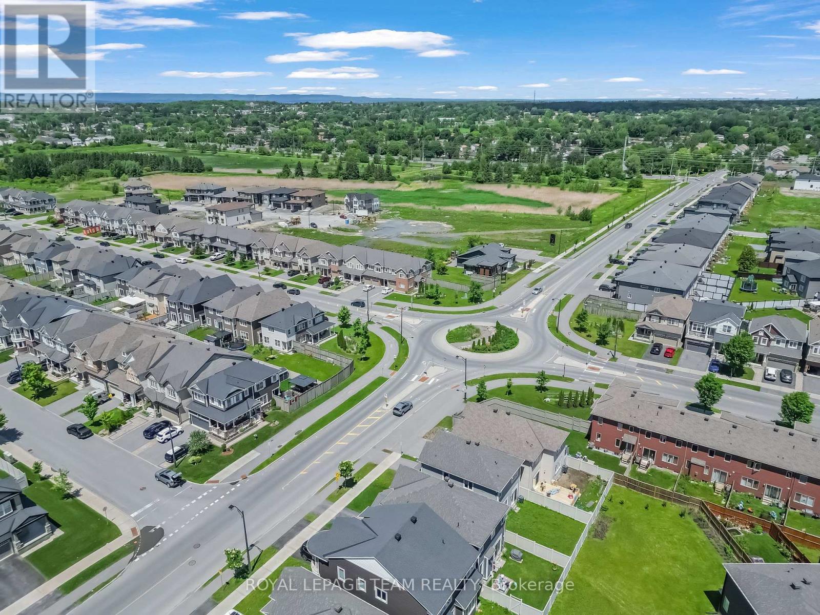 4852 Abbott Street E, Ottawa, ON - Outdoor With View