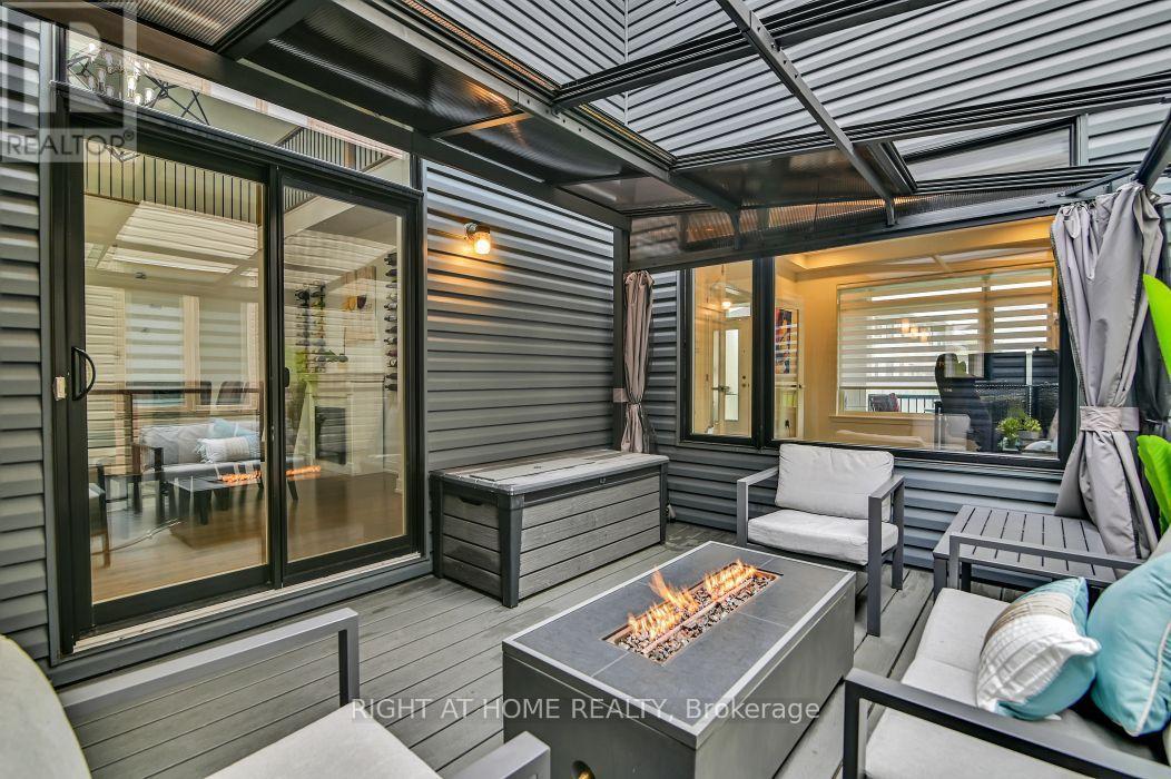 32 Edenbridge Court, Ottawa, ON - Outdoor With Deck Patio Veranda
