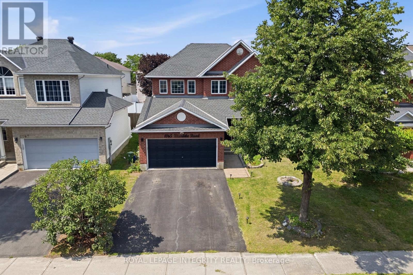 1165 Klondike Road, Ottawa, ON - Outdoor With Facade
