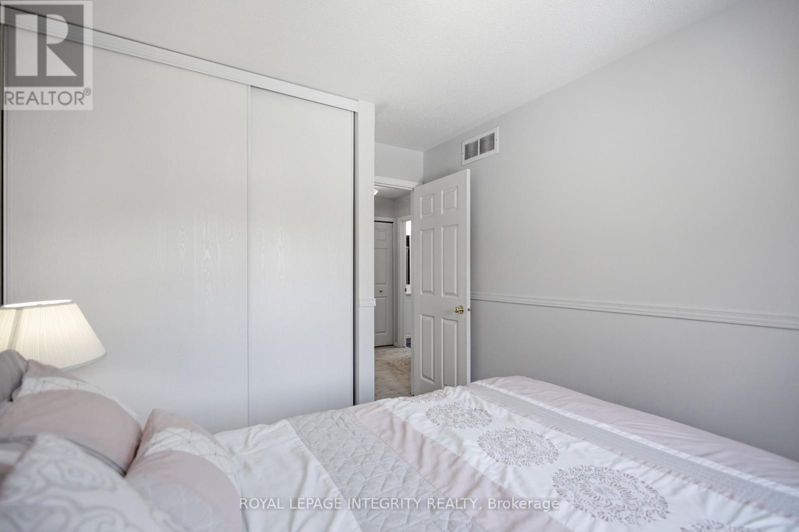 1165 Klondike Road, Ottawa, ON - Indoor Photo Showing Bedroom