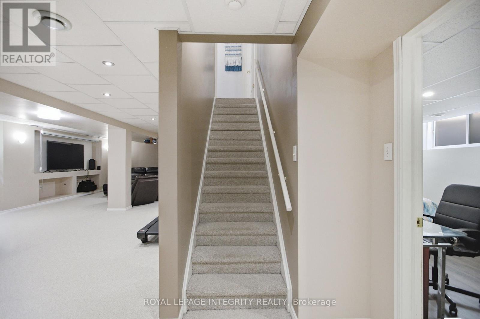 1165 Klondike Road, Ottawa, ON - Indoor Photo Showing Other Room