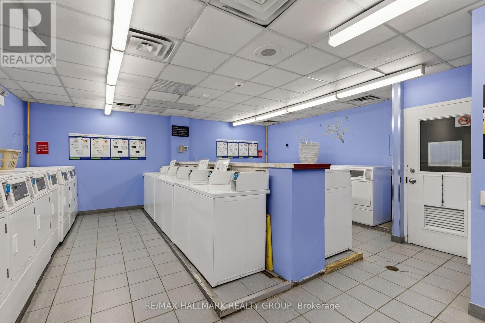 703 - 1380 Prince Of Wales Drive, Ottawa, ON - Indoor Photo Showing Laundry Room