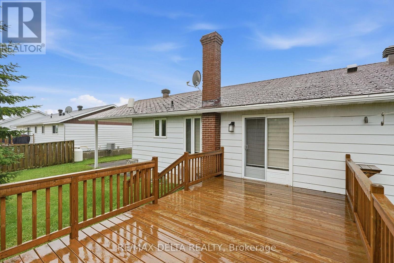 120 Caledonia Road, The Nation, ON - Outdoor With Deck Patio Veranda With Exterior