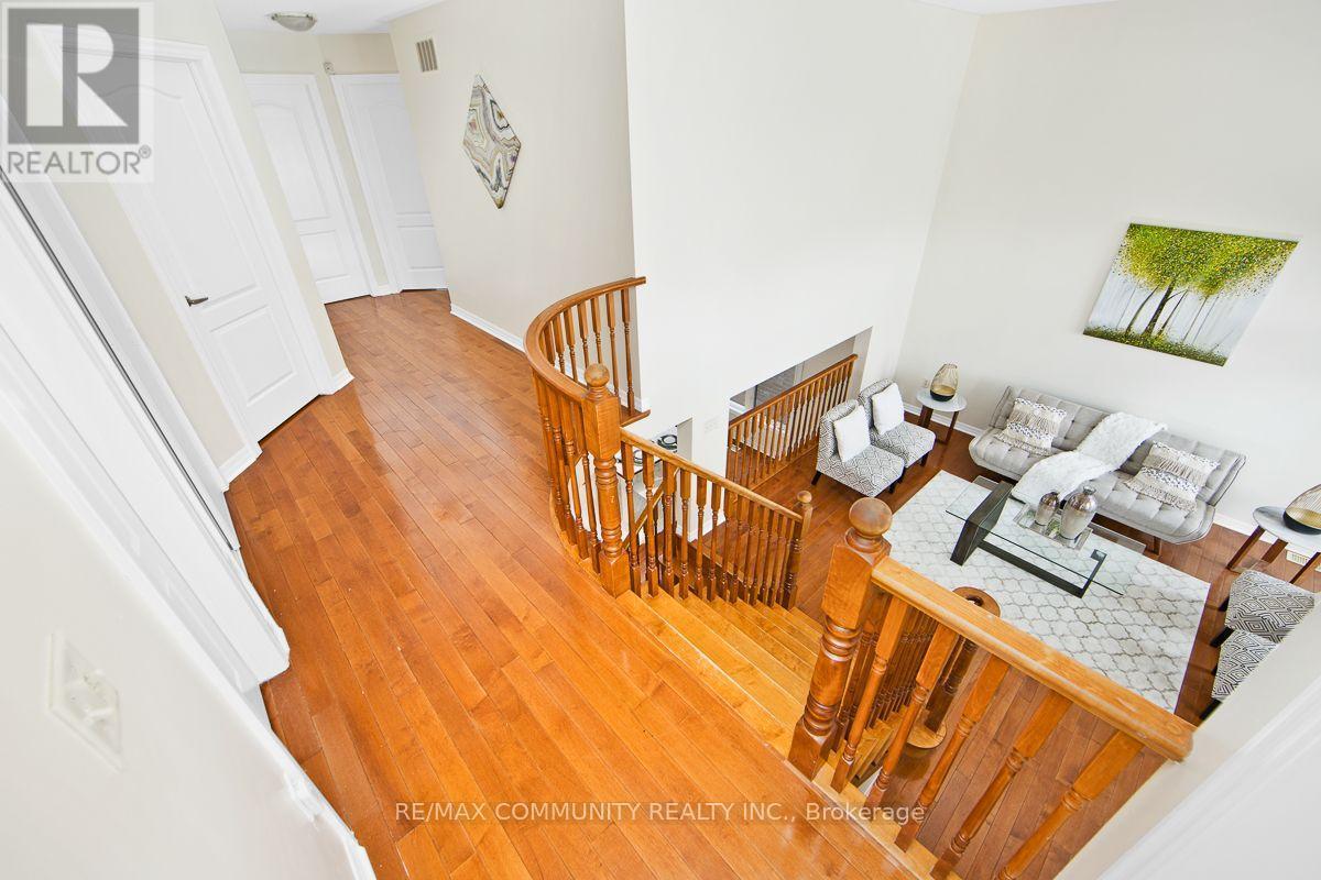 58 Clamerten Road, Whitchurch-Stouffville, ON - Indoor Photo Showing Other Room