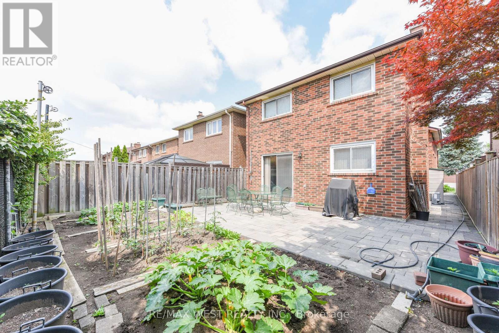 Garden - 181 Misty Meadow Drive, Vaughan, ON - Outdoor With Exterior