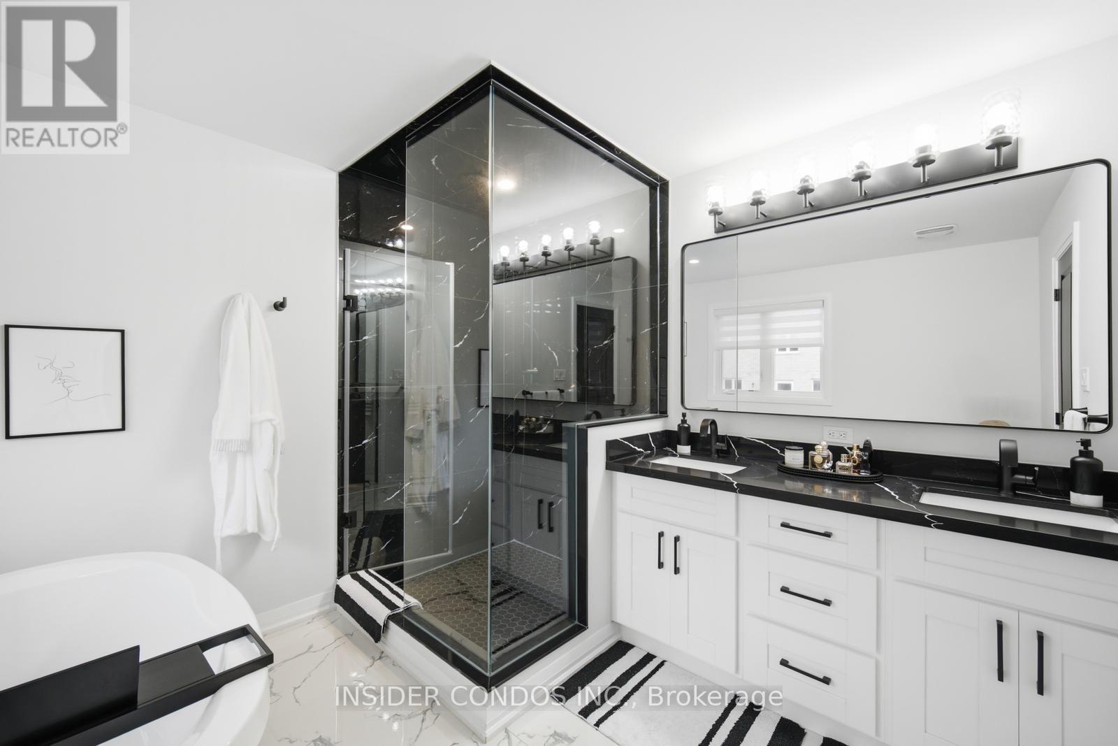 1521 Stovell Crescent, Innisfil, ON - Indoor Photo Showing Bathroom