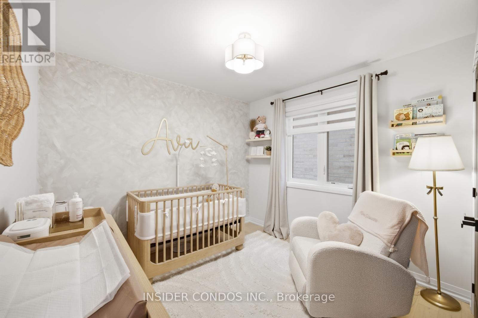 1521 Stovell Crescent, Innisfil, ON - Indoor Photo Showing Bedroom
