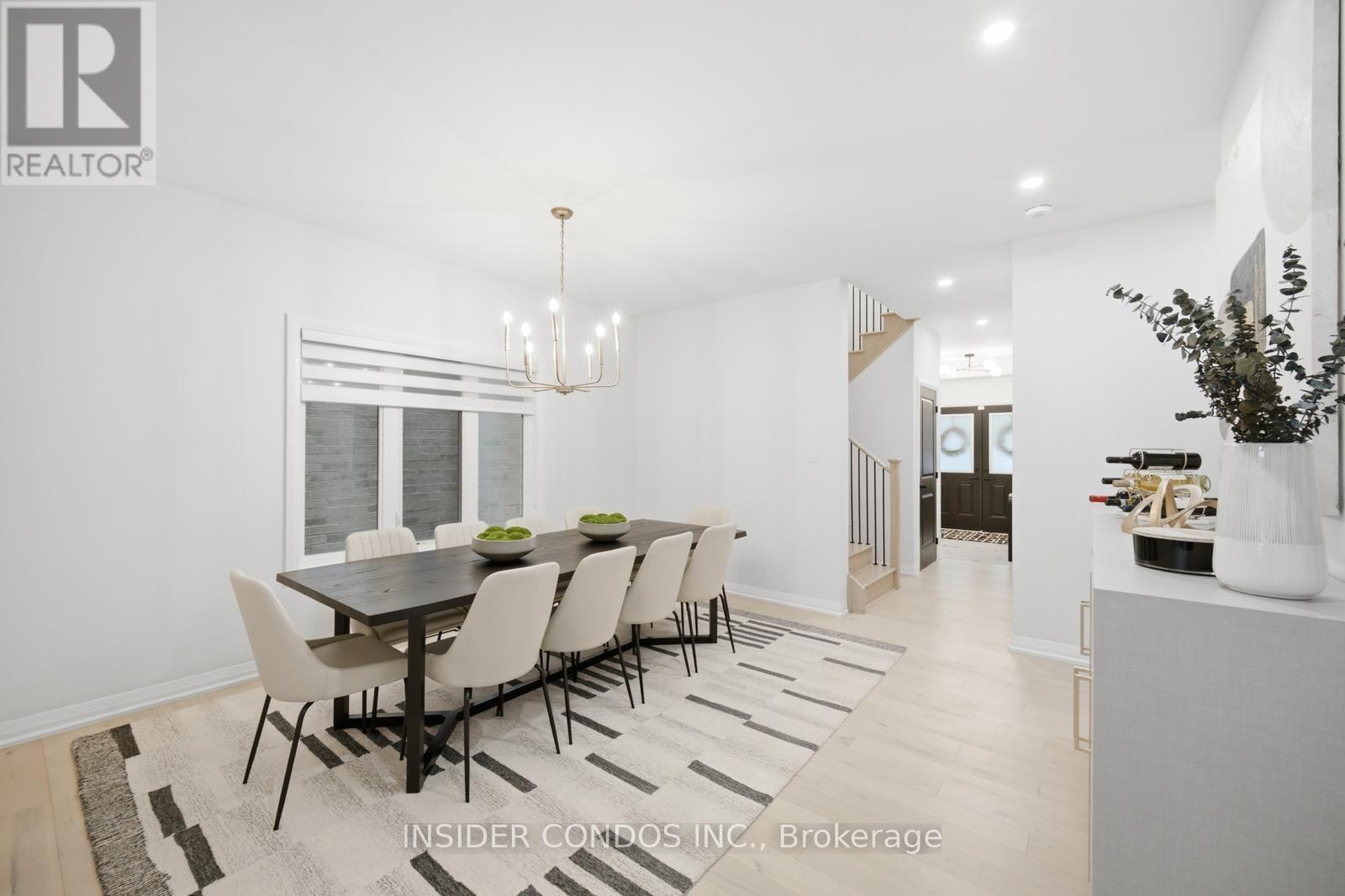 1521 Stovell Crescent, Innisfil, ON - Indoor Photo Showing Dining Room