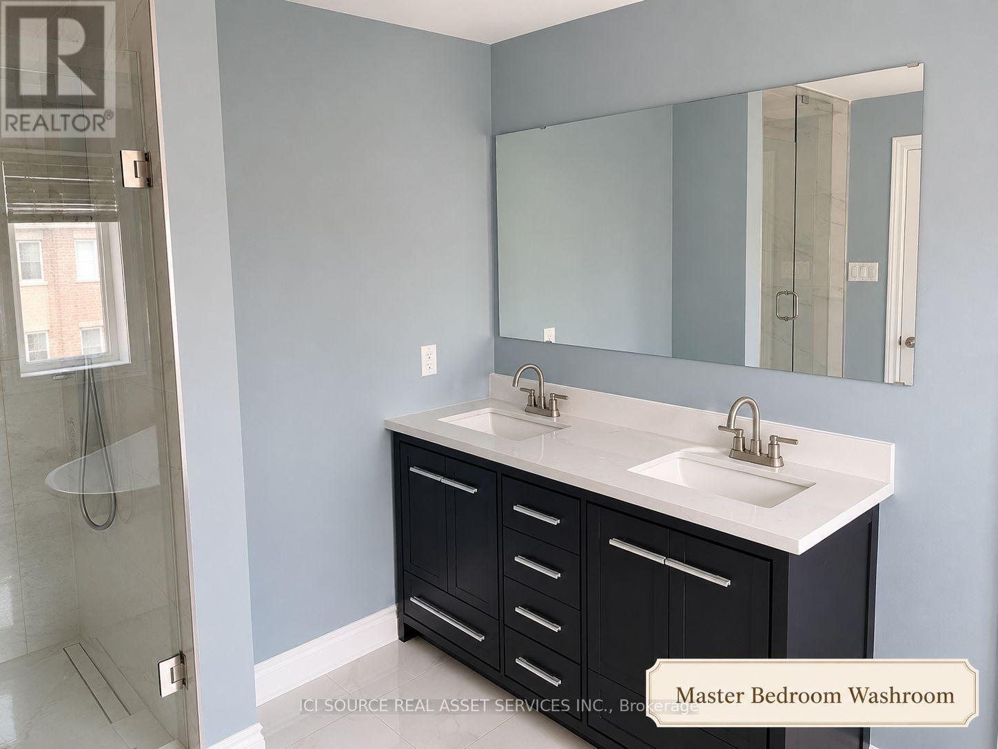 22 Castleview Crescent, Markham, ON - Indoor Photo Showing Bathroom