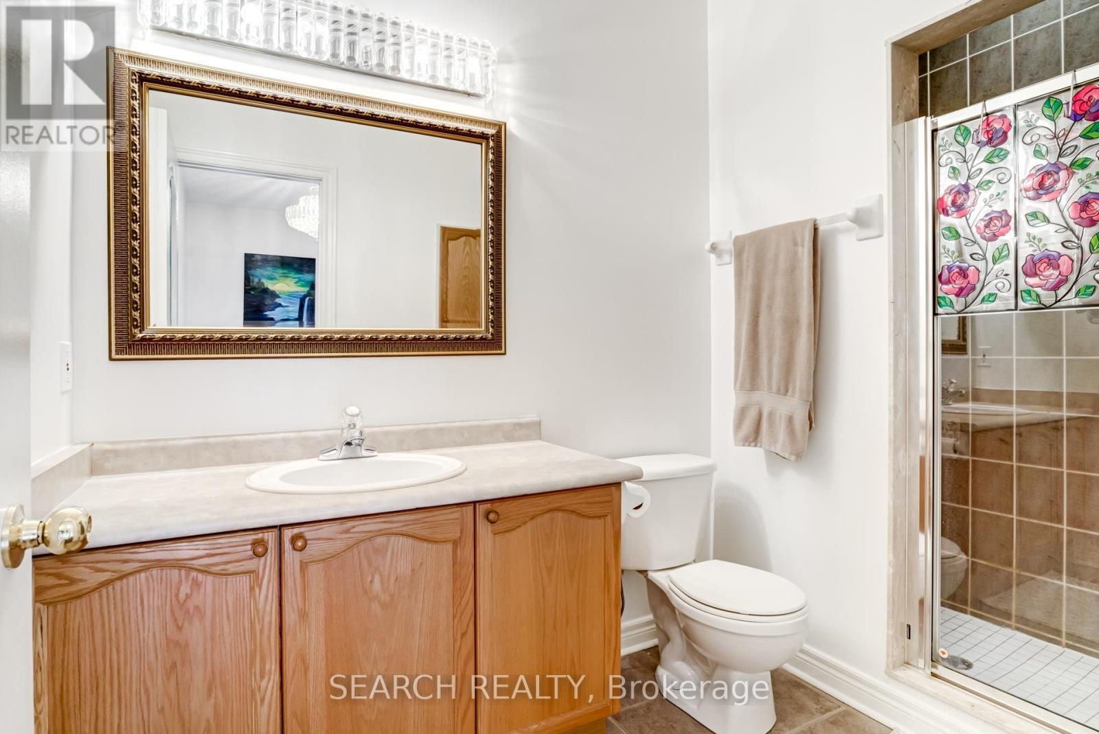 19 Treeline Boulevard, Brampton, ON - Indoor Photo Showing Bathroom