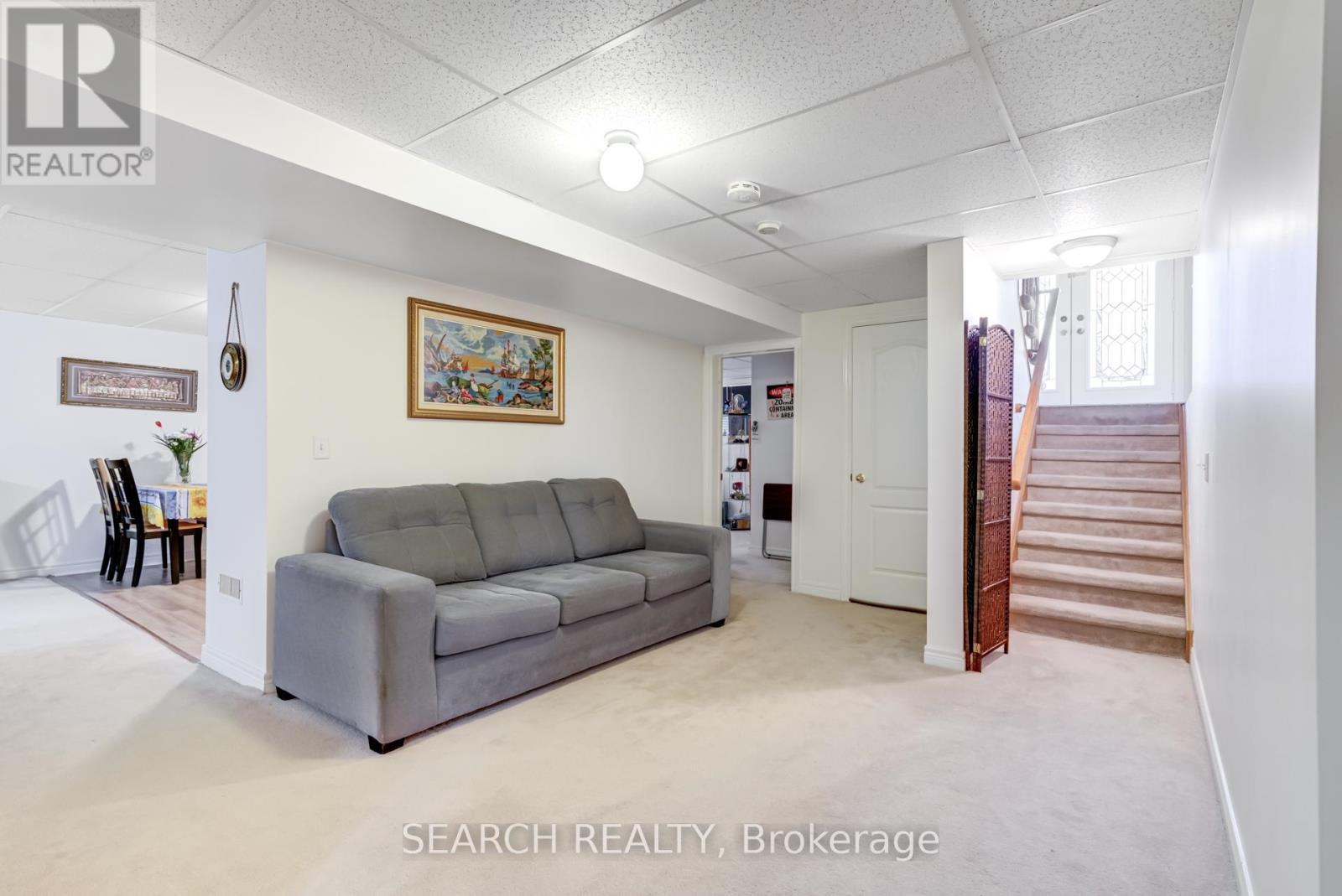 19 Treeline Boulevard, Brampton, ON - Indoor