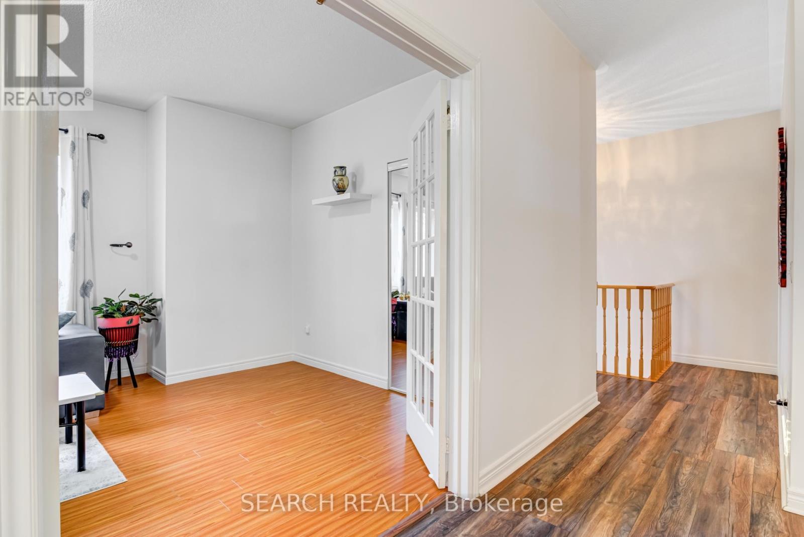 19 Treeline Boulevard, Brampton, ON - Indoor Photo Showing Other Room