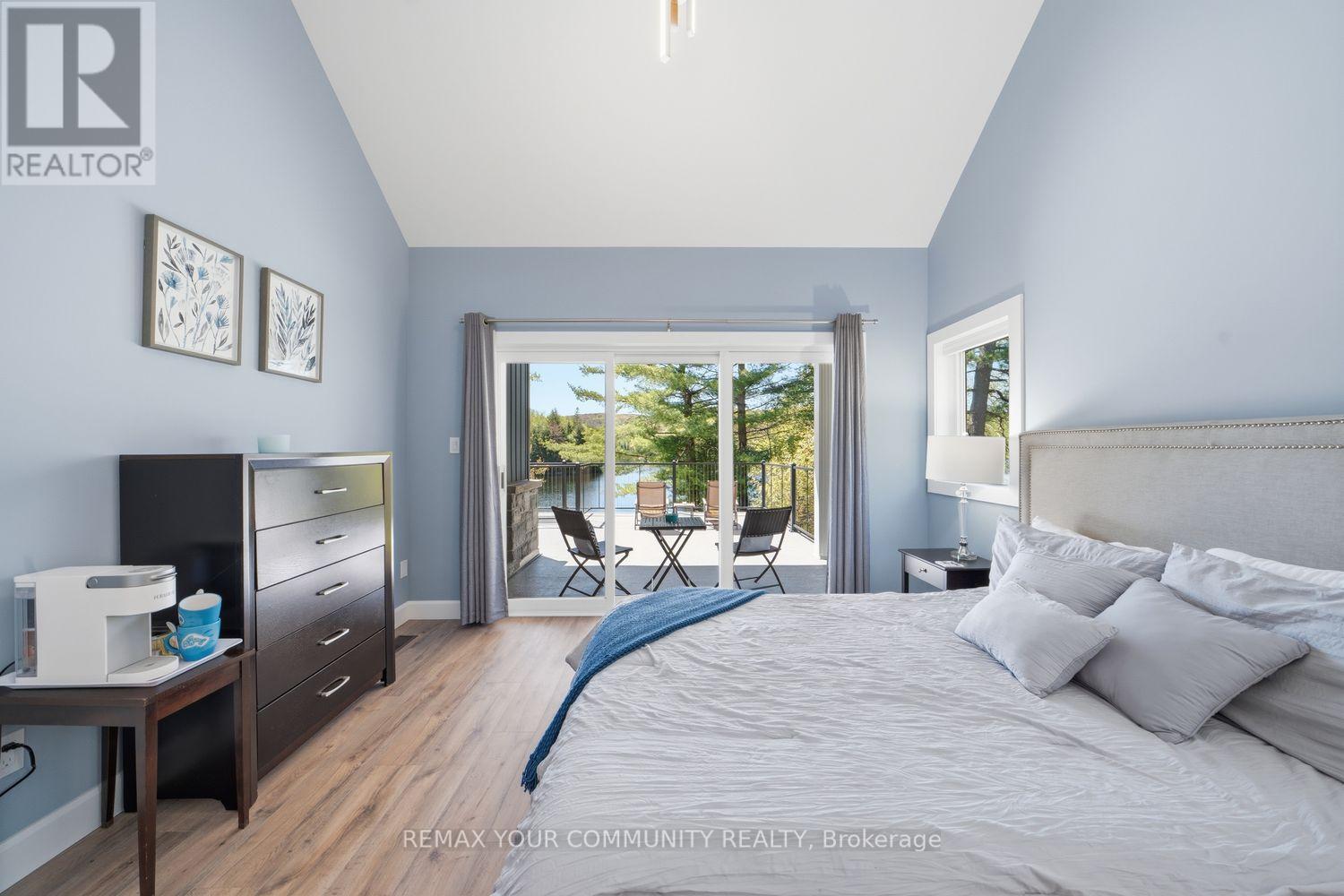 142 Bentley Lake Loop, Faraday, ON - Indoor Photo Showing Bedroom