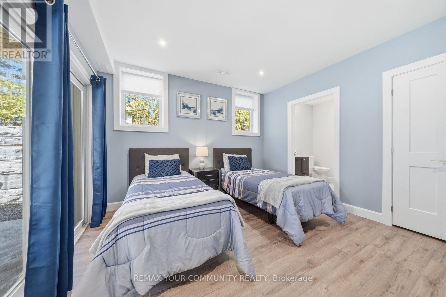 142 Bentley Lake Loop, Faraday, ON - Indoor Photo Showing Bedroom