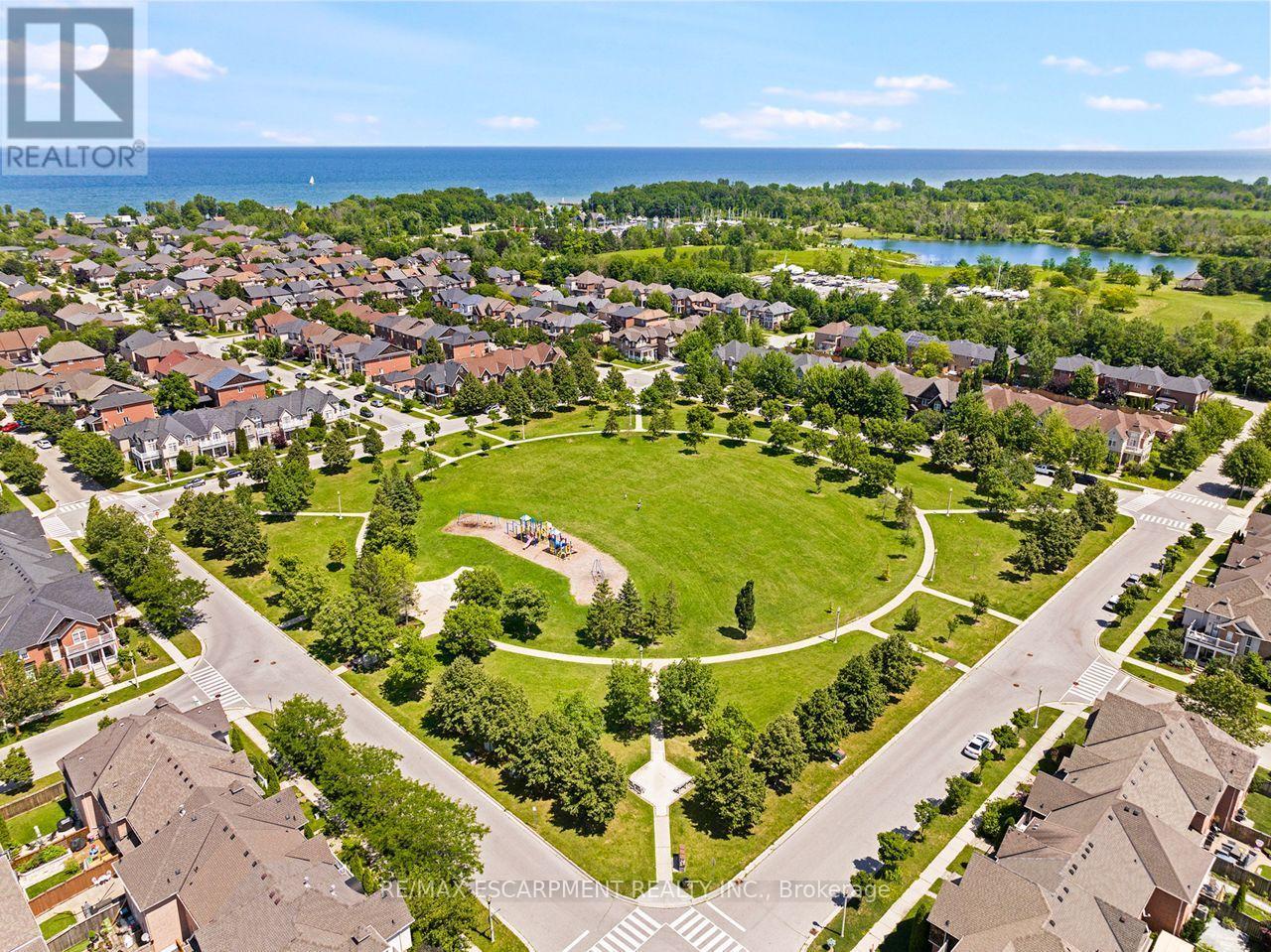 33 Dewsbury Way, Hamilton, ON - Outdoor With Body Of Water With View
