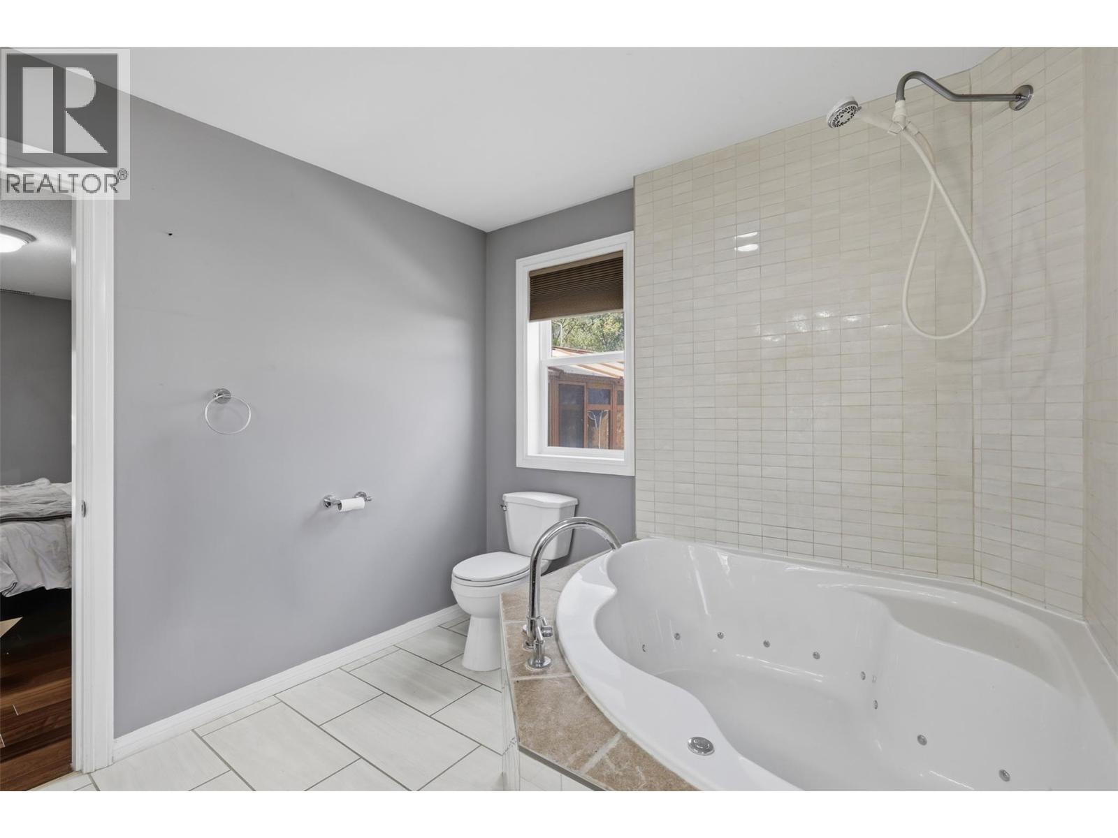 471 Woodward Avenue, Merritt, BC
