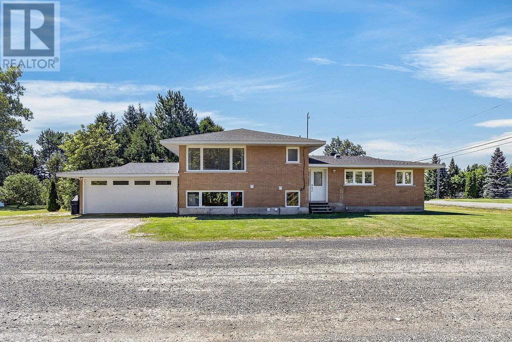 2815 Main Street, Blezard Valley, ON - Outdoor
