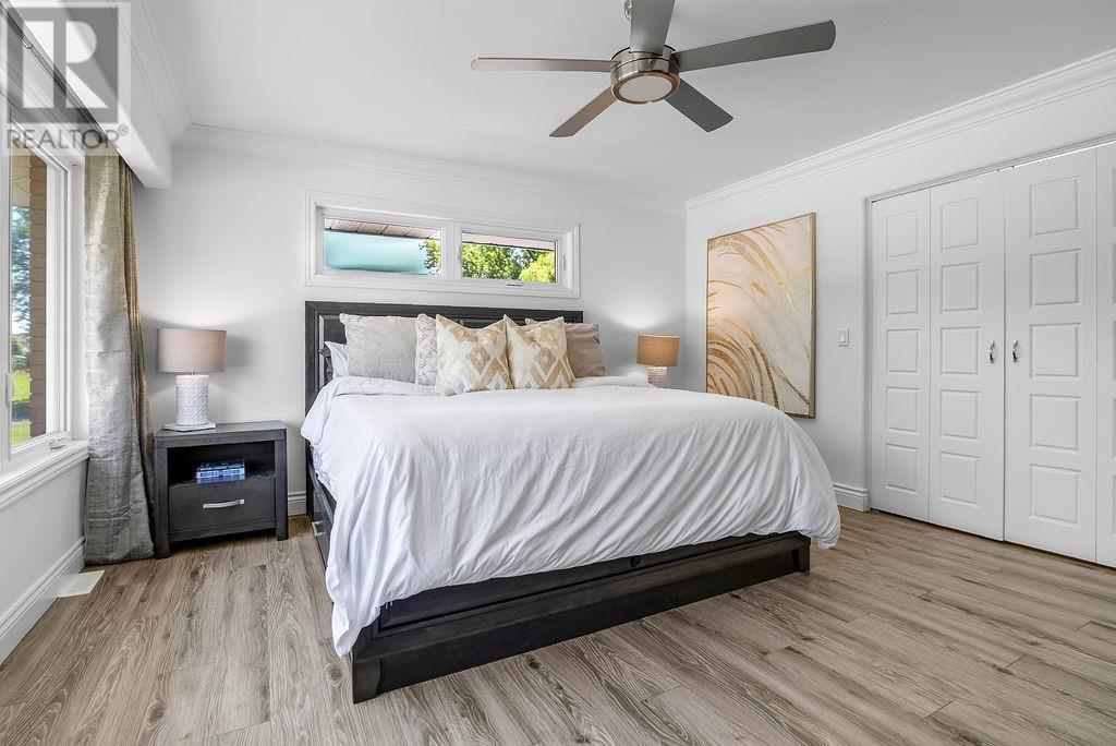 2815 Main Street, Blezard Valley, ON - Indoor Photo Showing Bedroom