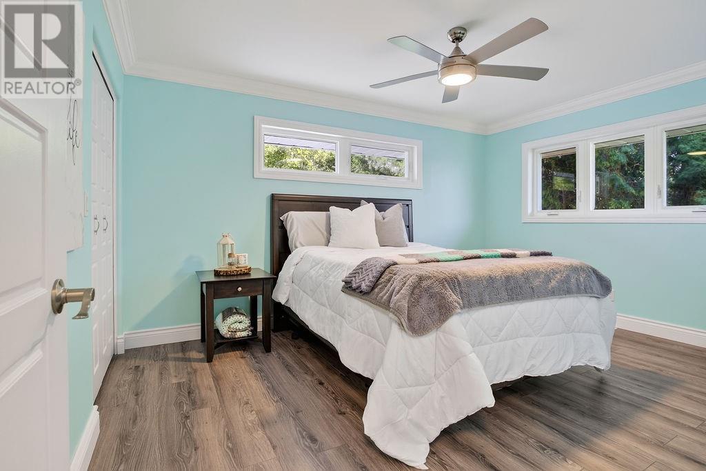 2815 Main Street, Blezard Valley, ON - Indoor Photo Showing Bedroom