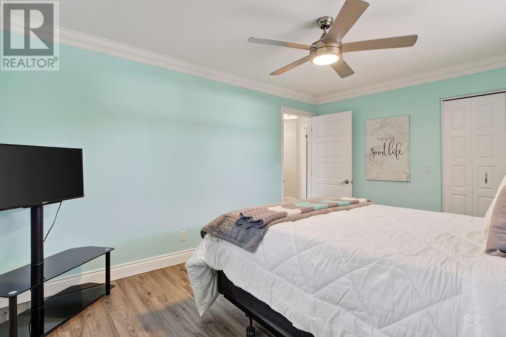2815 Main Street, Blezard Valley, ON - Indoor Photo Showing Bedroom